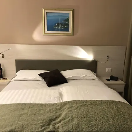 Dogana Hotel Sirmione